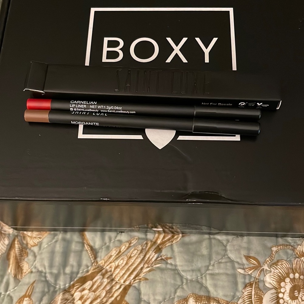Saint Luxe gel lip liner pencils NIB